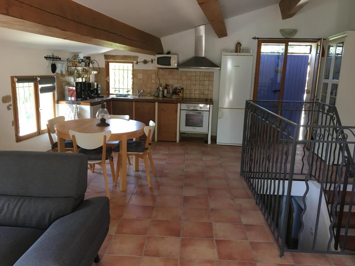 A L'Ombre Du Gros Chene Villa Sainte-Anastasie-sur-Issole Bagian luar foto